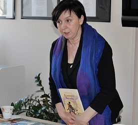 Zapowiedź i oferta spotkań internetowych z pisarką dla dzieci  i młodzieży -Renatą Piątkowską