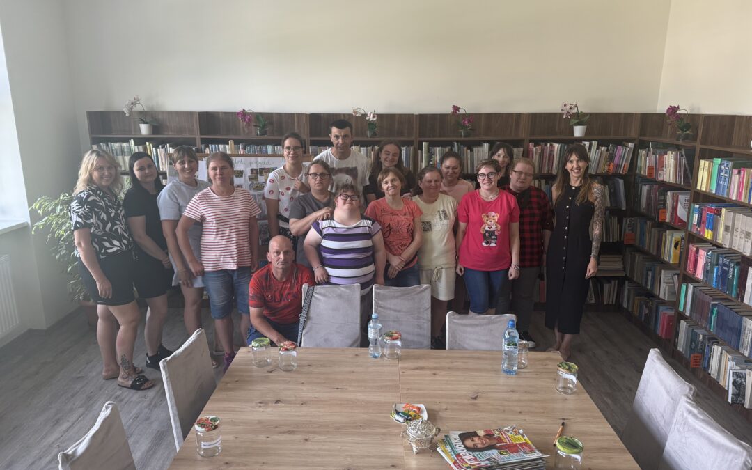 📚☀️ Spotkanie WTZ w Bibliotece – „Moje wakacyjne plany” ☀️📚